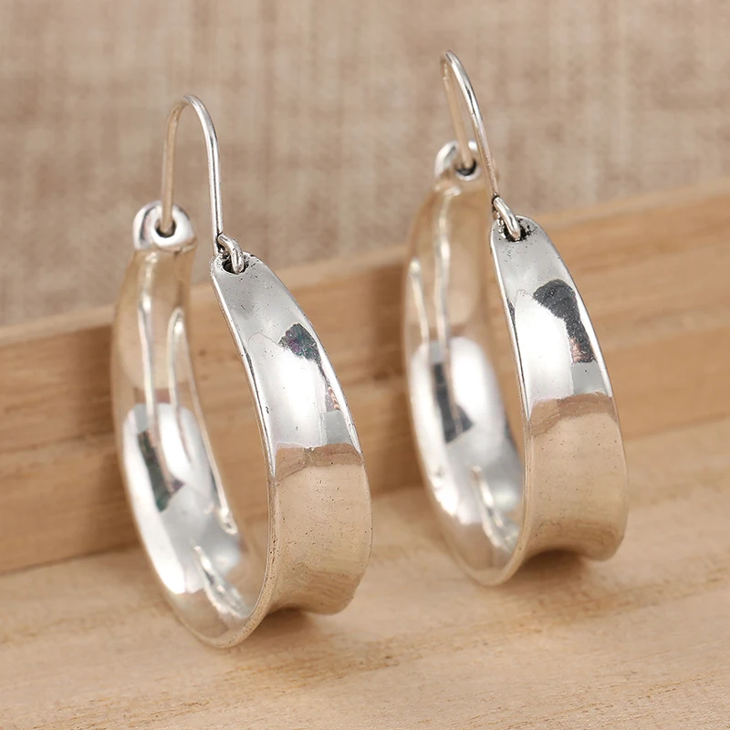 Vintage Silver Hoop Earrings for Women 4 Vintage Silver Hoop Earrings for Women - Image 4
