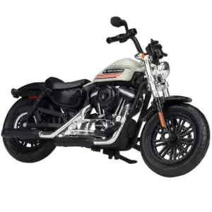 Harley-Davidson Forty Eight 1:18 Scale Diecast Model 10 S50391a3a80e5482baa20c7f0bd226e22e