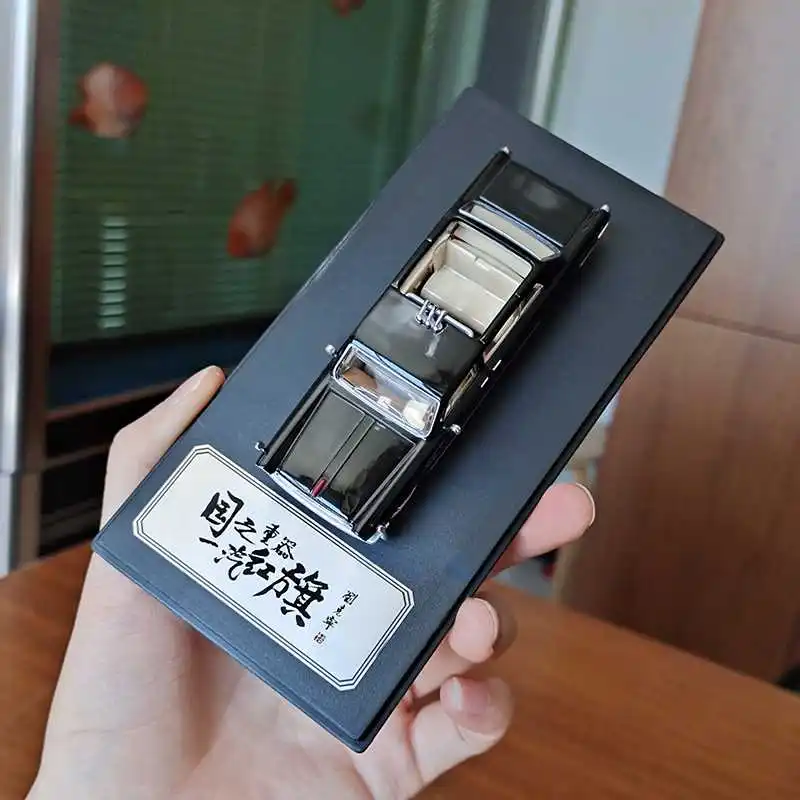 Limited Edition Hongqi CA770 Diecast Model Car 7 Limited Edition Hongqi CA770 Diecast Model Car - Image 7