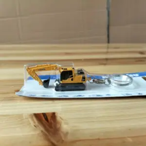 Komatsu PC210-8 Construction Excavator Keychain 7 S50d56d1c96a24026be0fdd9f0fc27304h