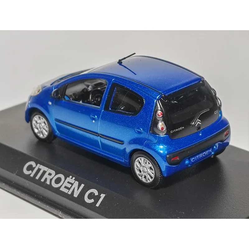 Vibrant Blue Citroën C1 Sedan Diecast Model 4 Vibrant Blue Citroën C1 Sedan Diecast Model - Image 4