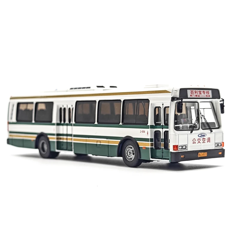 Vintage Flxible City Bus Diecast Model 1:64 Scale 2 Vintage Flxible City Bus Diecast Model 1:64 Scale - Image 2