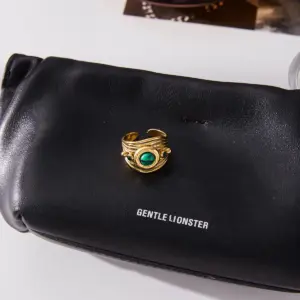 Vintage Gold Tone Stainless Steel Ring with Dark Green Gem 14 S51957424153d4a1e90f5fb6a2956bf044