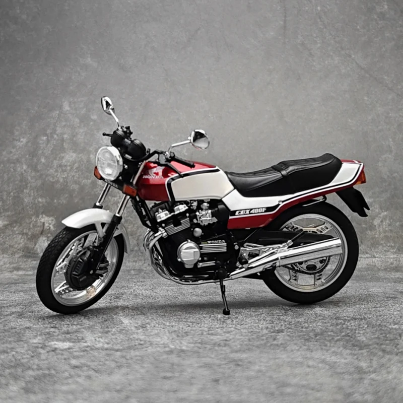 1:12 Scale Honda CBX 400F Diecast Model 5 1:12 Scale Honda CBX 400F Diecast Model - Image 5