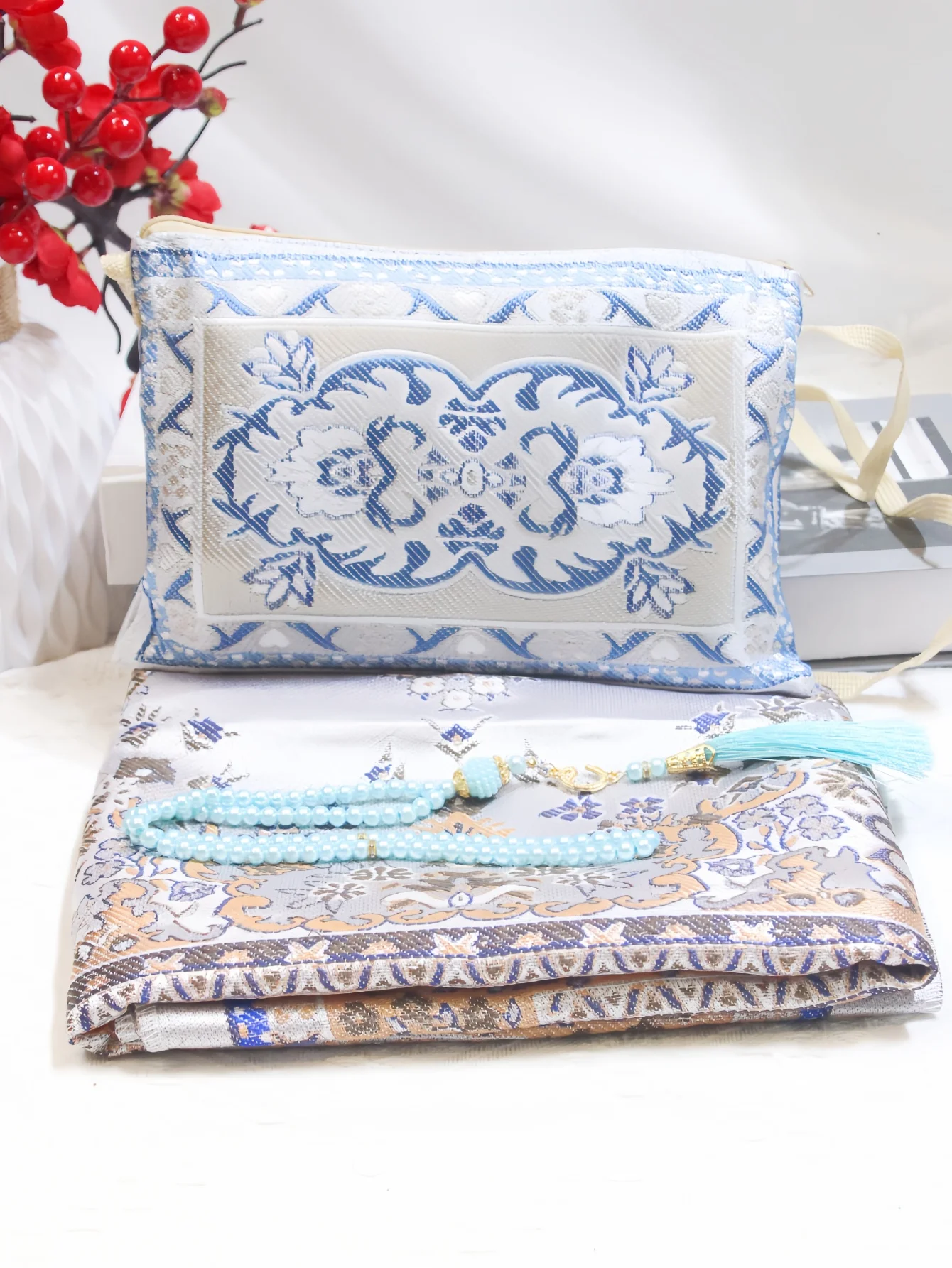 Elegant Floral Muslim Prayer Rug 110x70 cm 5 Elegant Floral Muslim Prayer Rug 110x70 cm - Image 5