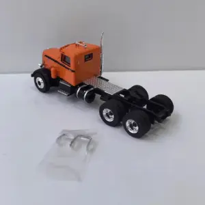 1:87 Scale Vintage Peterbilt 281 Diecast Model 7 S51d7ff22818d42d686ffa3e9aaa4ba56T