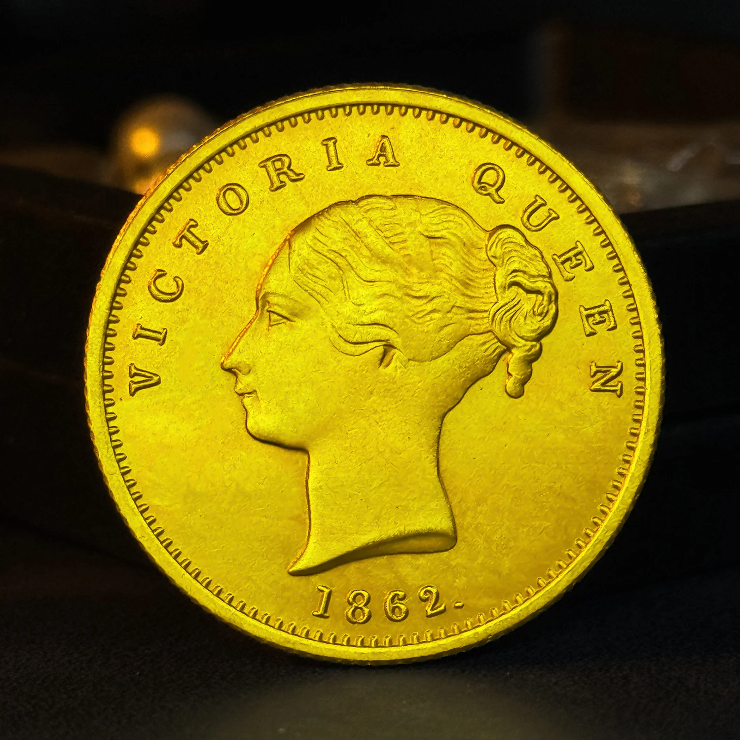 Victorian Queen Victoria Copper Coin 30mm 2 Victorian Queen Victoria Copper Coin 30mm - Image 2