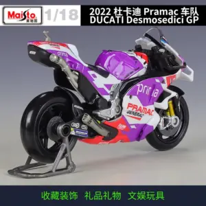 Pramac Ducati 1:18 Scale Model Motorcycle 8 S522e124af7ab40bb8757be5f28928c61p