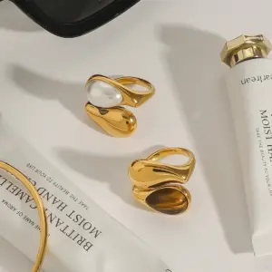 S52af02eebb7e448cbff39e33ce546e8fr 1