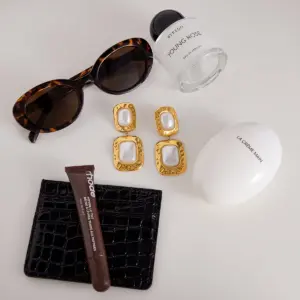 S52ce77440b654fc983c9052679bd60c2j