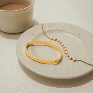 Elegant Stainless Steel Gold Bracelet for Women 12 S52d915c2859d4aebaab8fd494568414em