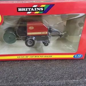 Die-Cast RF 130 Baler Model 1:32 Scale