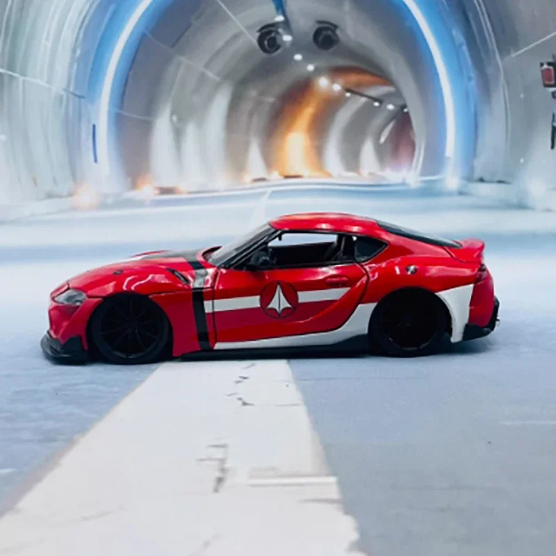 1/24 Scale Toyota GR Supra Diecast Model 3 1/24 Scale Toyota GR Supra Diecast Model - Image 3