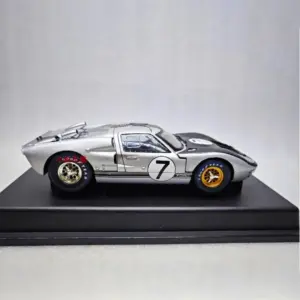 1966 Ford GT-40 MK II Diecast Model 1/18 Scale 6 S52ff740bcf844f49a7cfe5917c024e37p