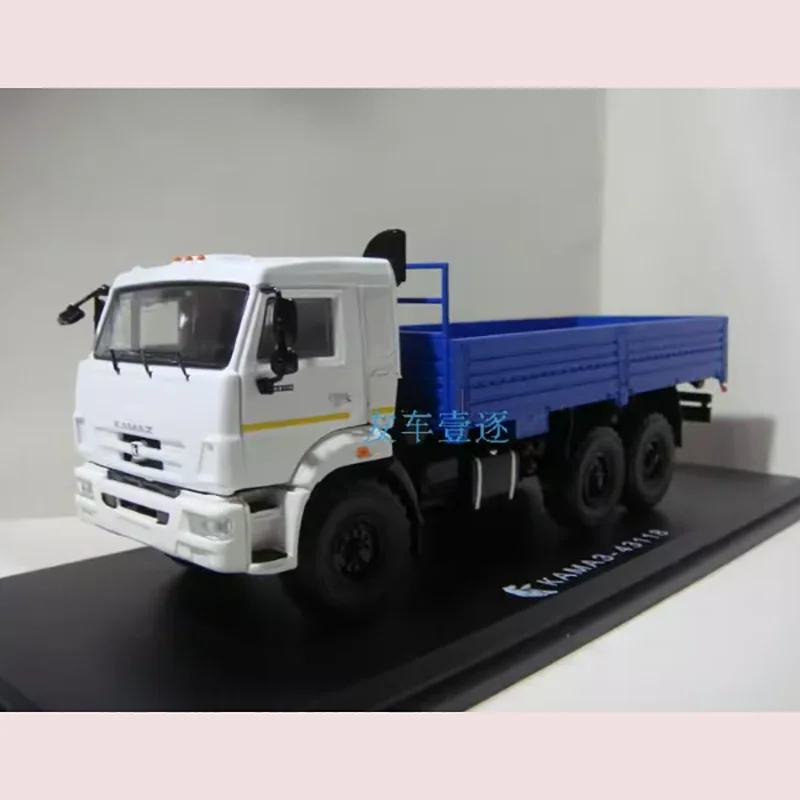 WELLY Kamaz 1/43 Scale Collectible Truck 6 WELLY Kamaz 1/43 Scale Collectible Truck - Image 6