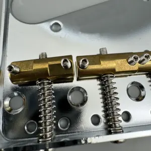 Left-Hand Chrome Vintage Guitar Bridge for Tele-style 7 S538ce4fbeb1940e7bd29e354a410da31Q