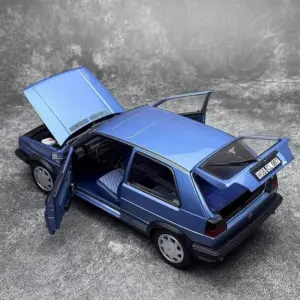 1:18 Scale Vintage Volkswagen Golf Model 9 S53fb18f7e3d740ee8f20c93631f5e4a9n