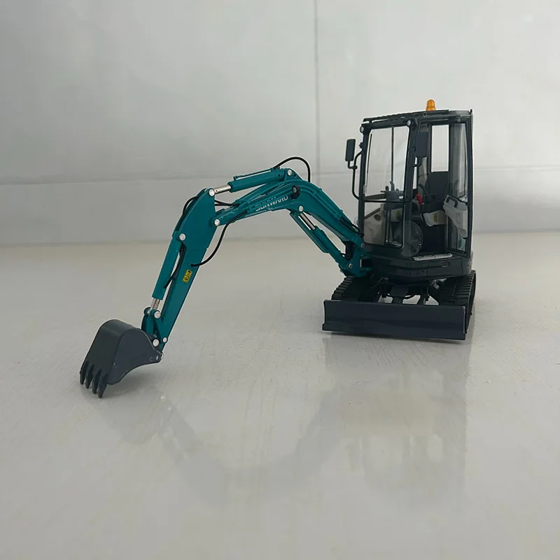 1:20 Scale SUNWARD SW25U Excavator Model 3 1:20 Scale SUNWARD SW25U Excavator Model - Image 3