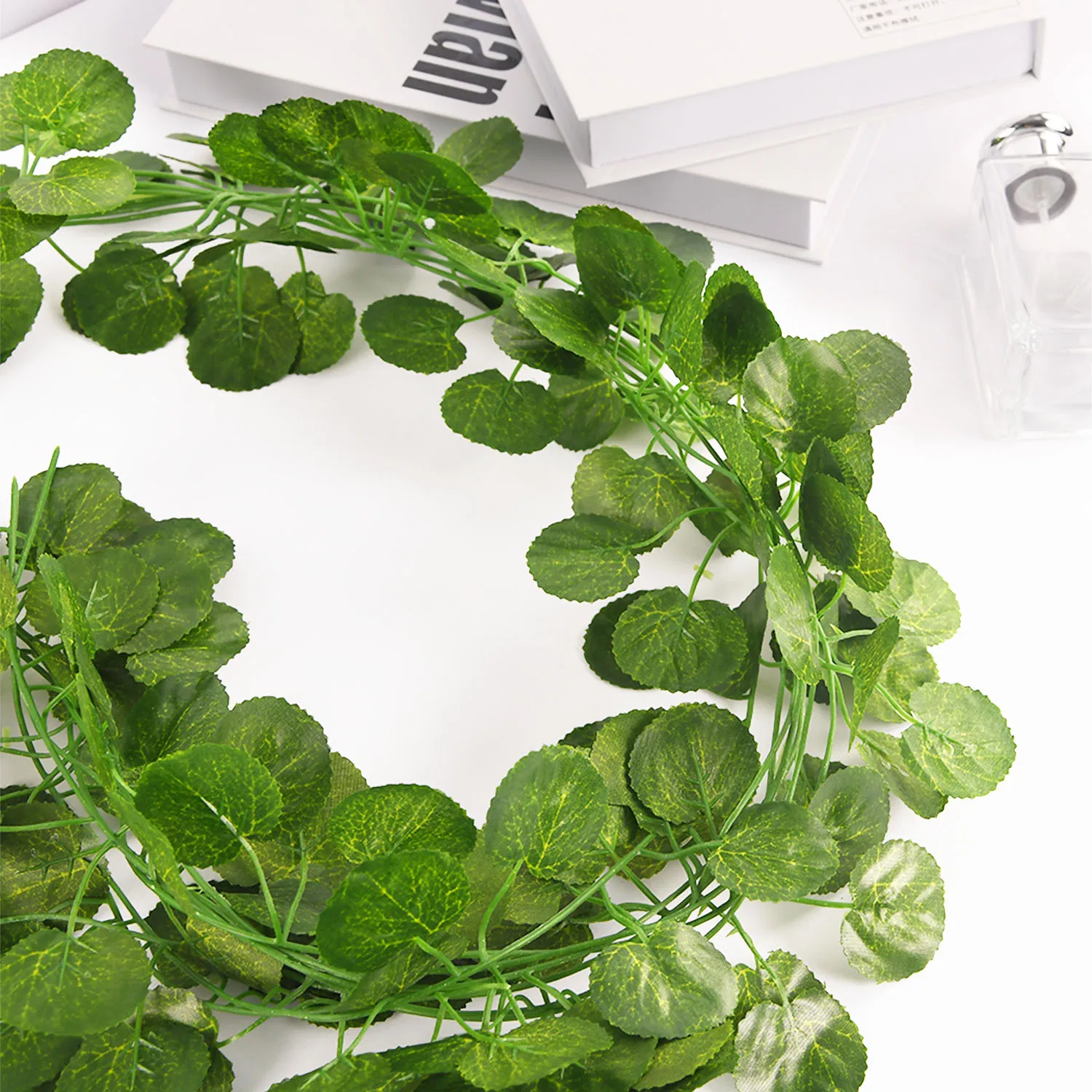Artificial Ivy Garland Set of 12, 200cm 3 Artificial Ivy Garland Set of 12, 200cm - Image 3