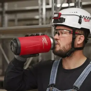 Milwaukee PACKOUT™ 18 oz Insulated Stainless Bottle 10 S542ec7b4d06e4e258a9fd1d928b7f23eb