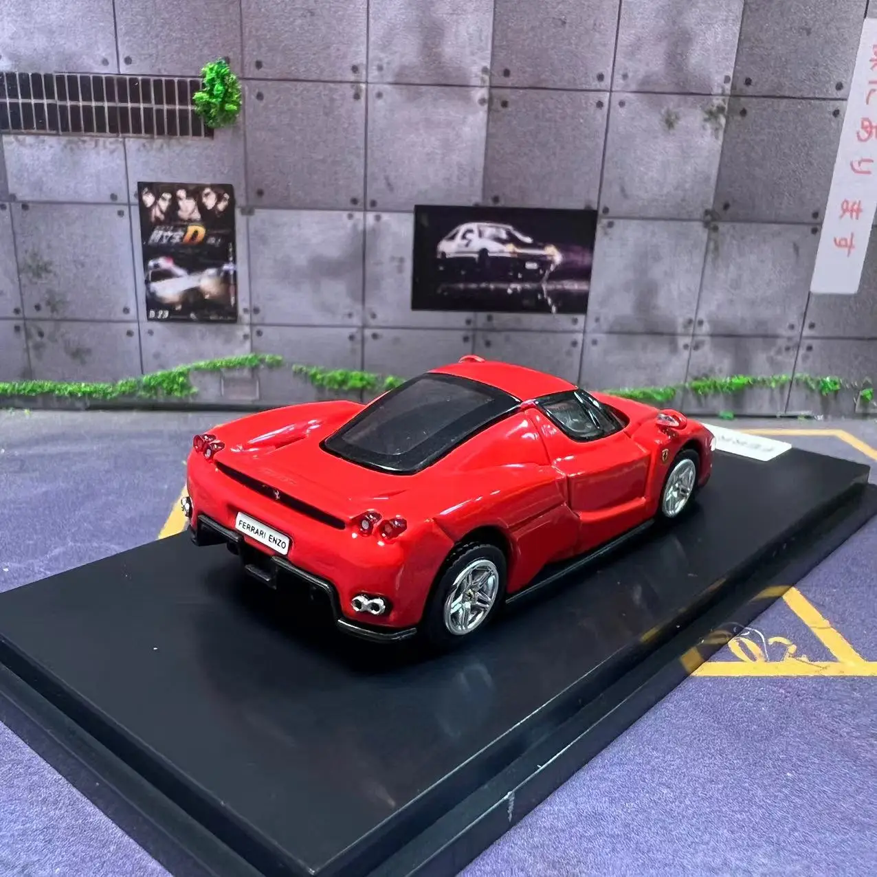 MiniDream 1:64 Scale Diecast Sports Car 5 MiniDream 1:64 Scale Diecast Sports Car - Image 5