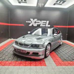 BMW M3 GTR E46 1:18 Resin Model with Authentic Details 7 S5492bb33130d4bab9333352d988438f2j