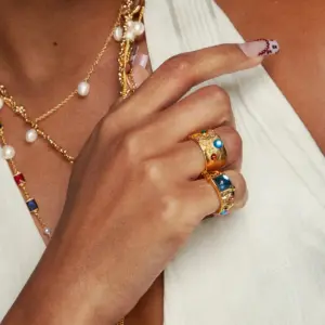 Vintage Stainless Steel Moon & Star Ring with Rhinestones 9 S54b4389e3cf04bb684537a0fb0fd851bd