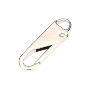 Metal Zipper Puller for PVC Zippers 13 S54c69eec619249c8a71c2d8788de1cffn