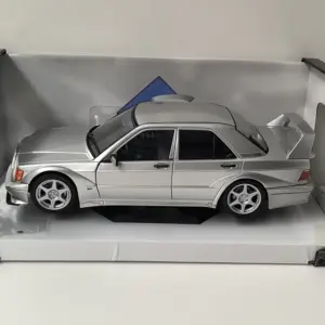 Mercedes-Benz 190E W201 1:18 Model Collection 4 S54c8f8c064534fdcaeb87d71103f76e5X