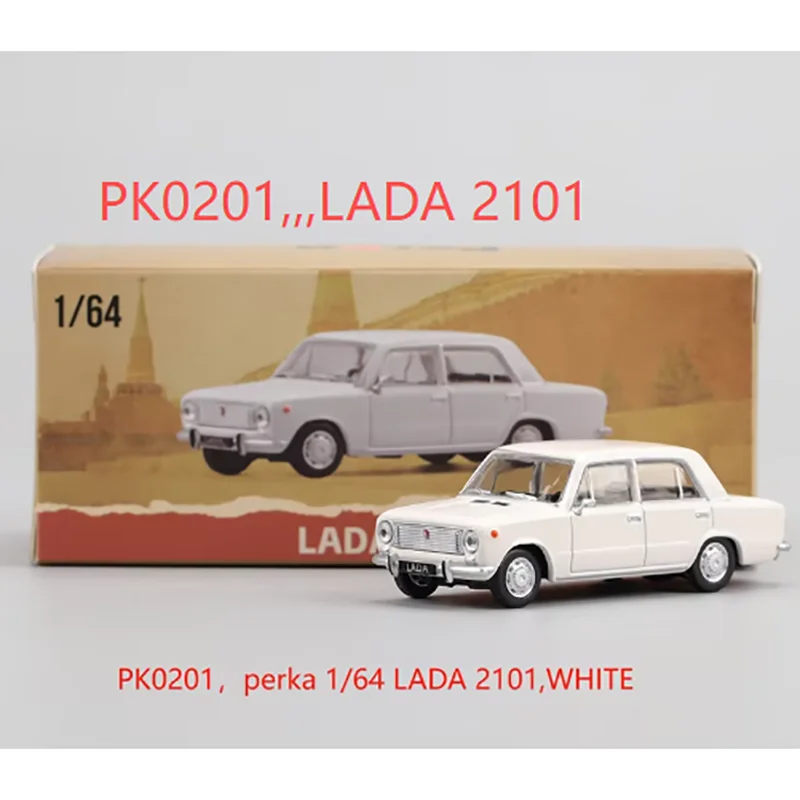 GAZ-21 Volga 1:64 Diecast Model Replica 9 GAZ-21 Volga 1:64 Diecast Model Replica - Image 9