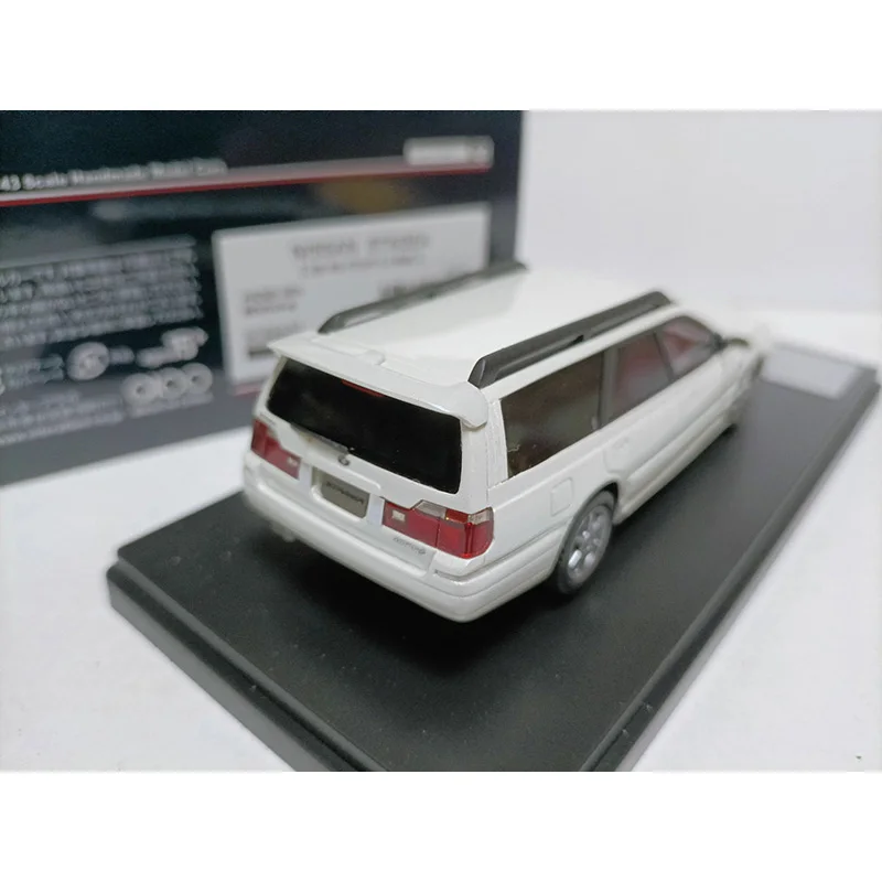 Nissan Stagea 25t RS 1:43 Resin Model 2 Nissan Stagea 25t RS 1:43 Resin Model - Image 2