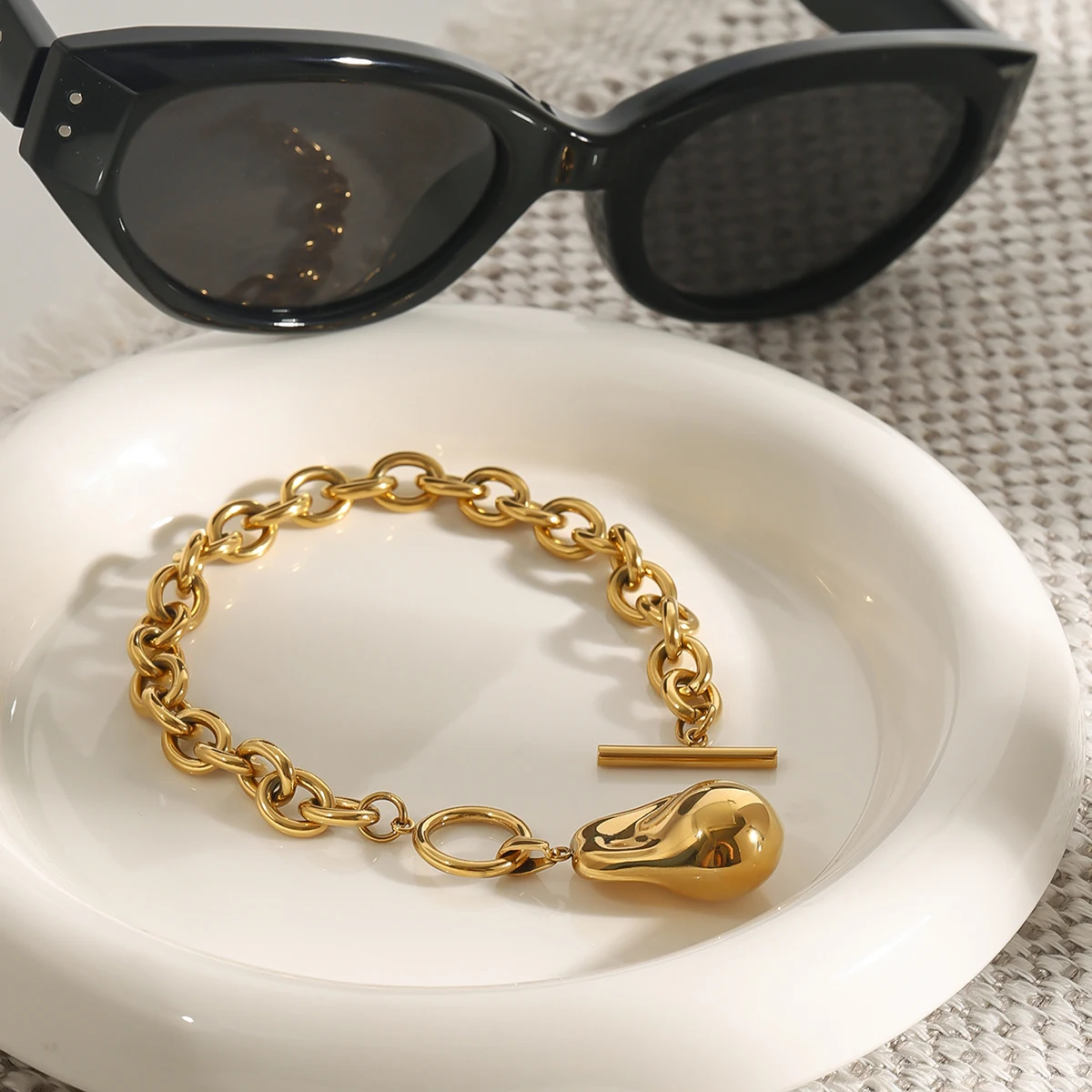 Elegant Gold-Toned Stainless Steel Bracelet 6 Elegant Gold-Toned Stainless Steel Bracelet - Image 6