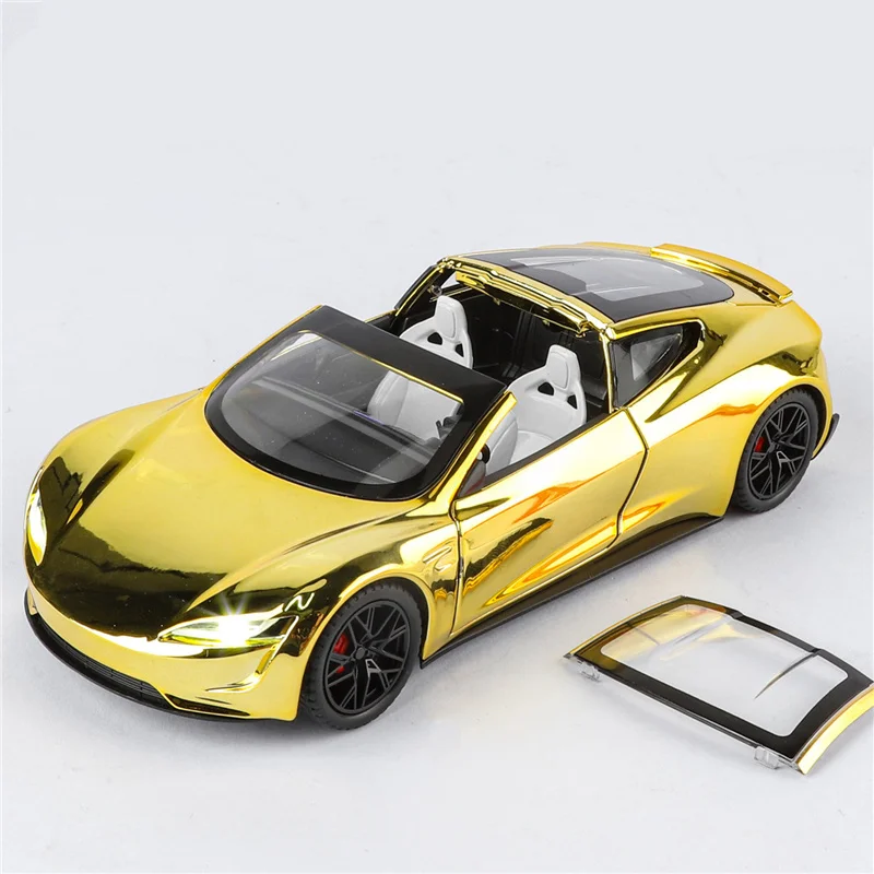 Gold Alloy 1:24 Scale Sports Car Model 3 Gold Alloy 1:24 Scale Sports Car Model - Image 3
