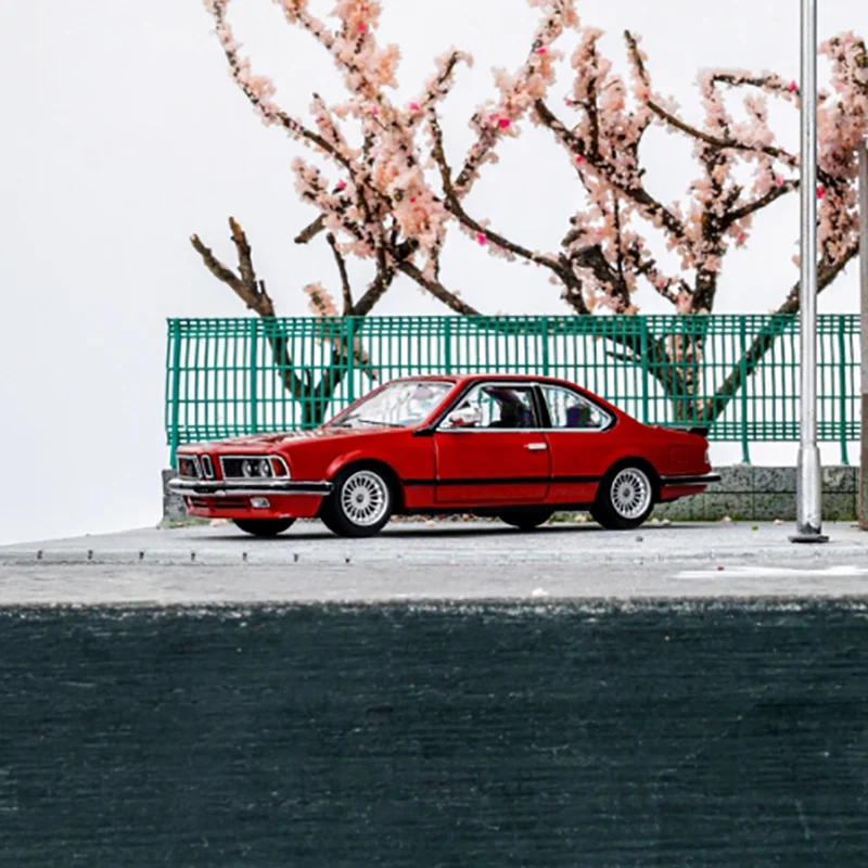 Classic Red Diecast Vintage Coupe Model by WELLY 1 Classic Red Diecast Vintage Coupe Model by WELLY