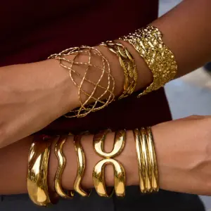 Exaggerated Stainless Steel Cuff Bracelet for Women 12 S56837a689e4040cbb46155135f53ed738