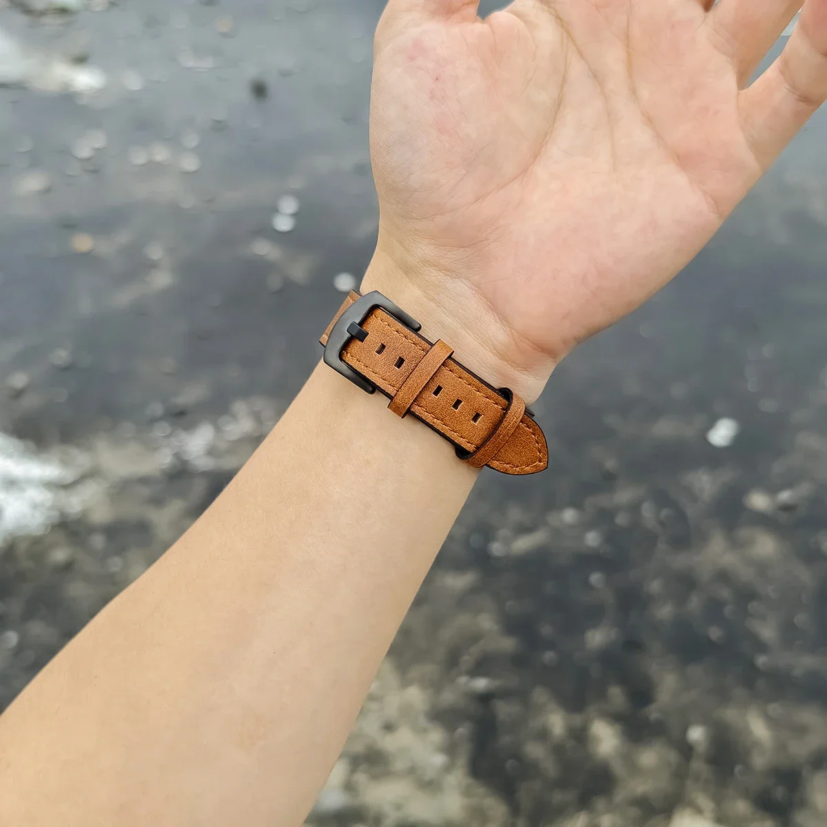 Leather Strap for Galaxy Watch Models 6 Leather Strap for Galaxy Watch Models - Image 6