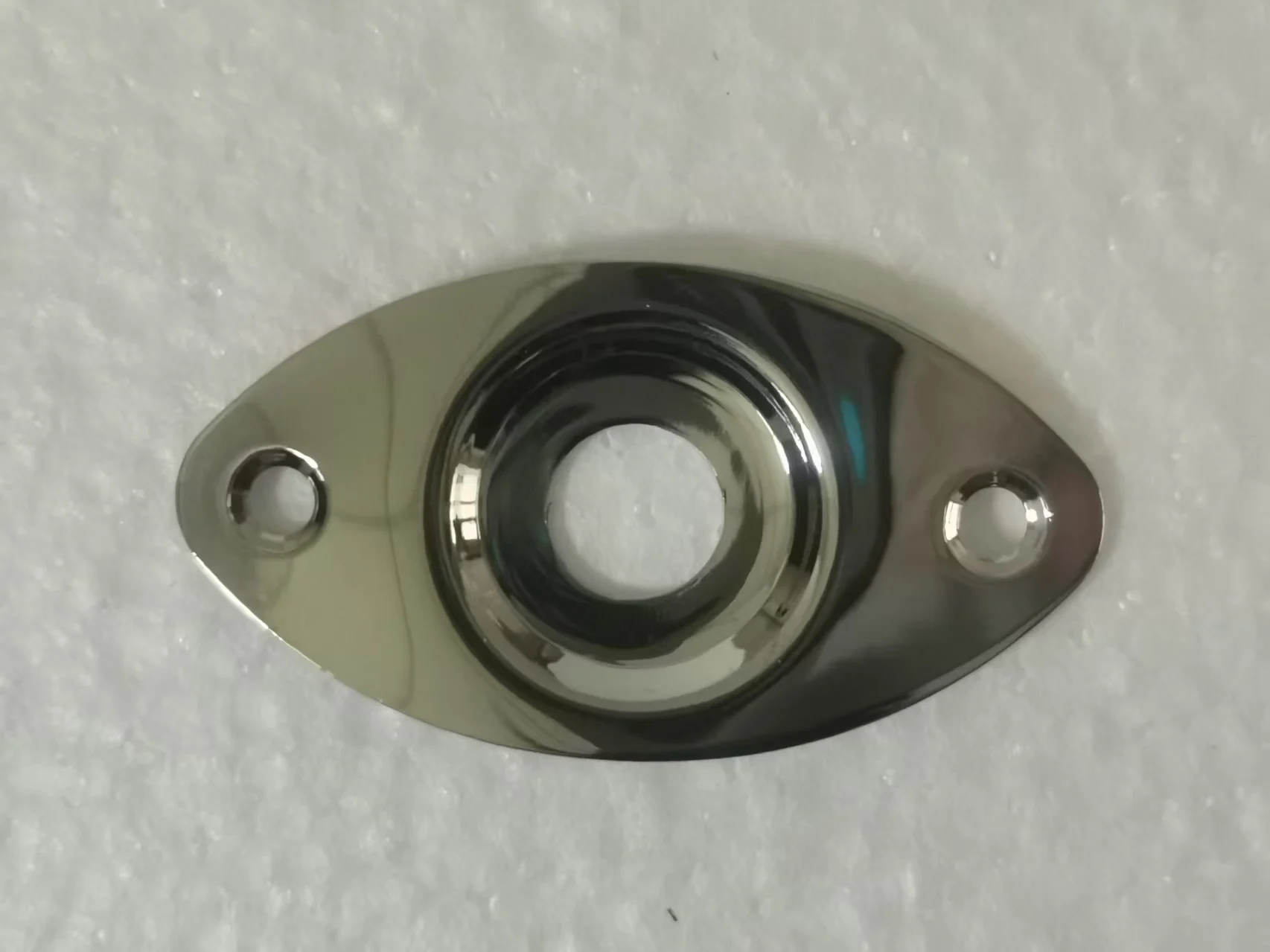 High-Quality Chrome Electric Guitar Jack Plate 3 High-Quality Chrome Electric Guitar Jack Plate - Image 3