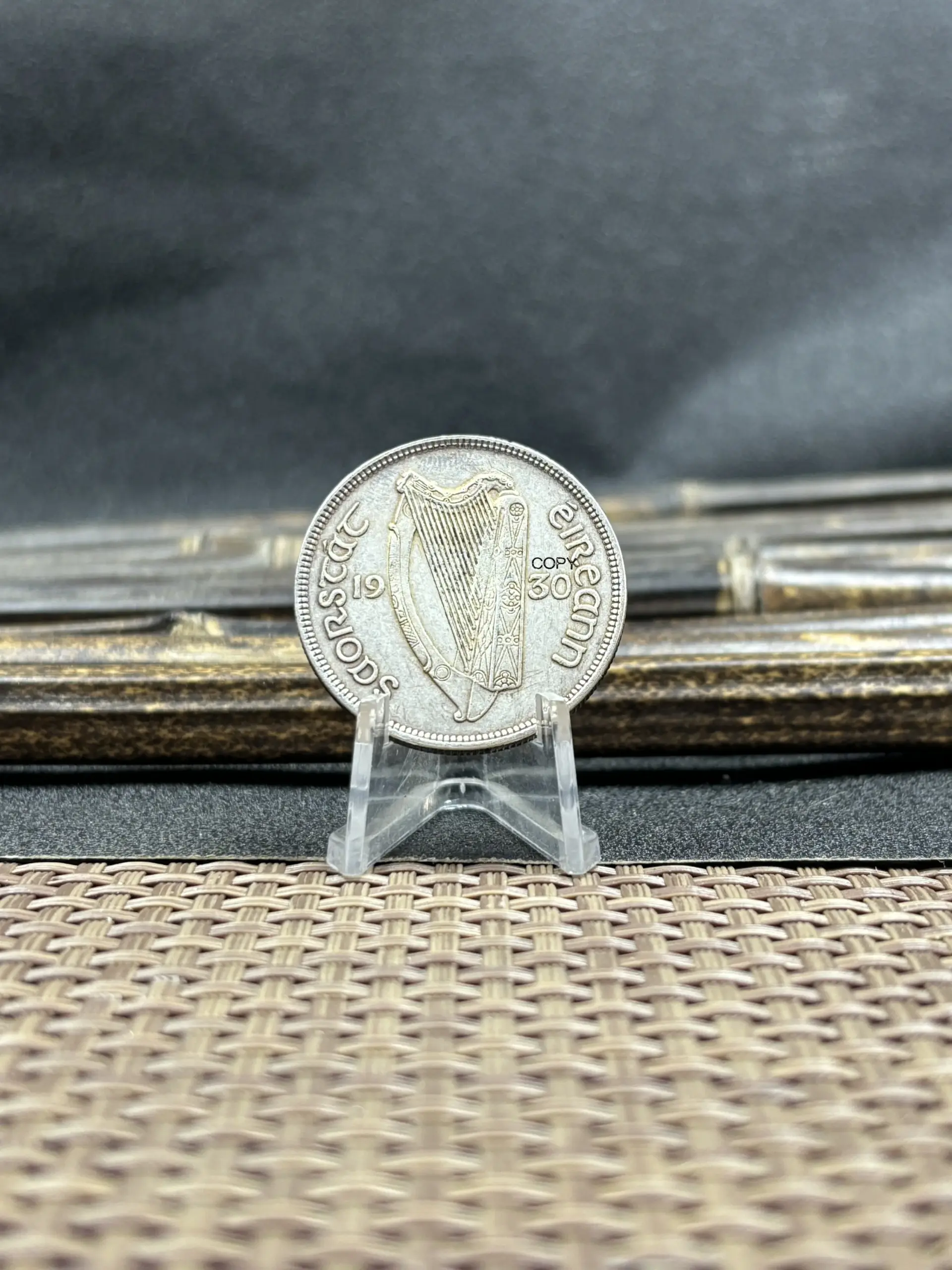 Irish 1928-1937 Commemorative Coin Replica 4 Irish 1928-1937 Commemorative Coin Replica - Image 4