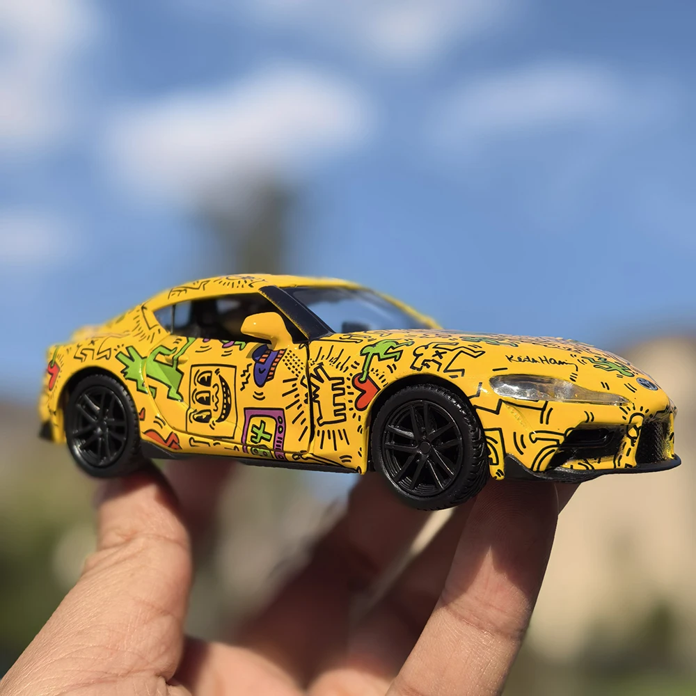 Vibrant 1:36 Scale Diecast Car Collection 9 Vibrant 1:36 Scale Diecast Car Collection - Image 9