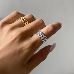 Stainless Steel Geometric Ring Duo Set 17 S56d589dd984249dd8f48840a39982b13Y