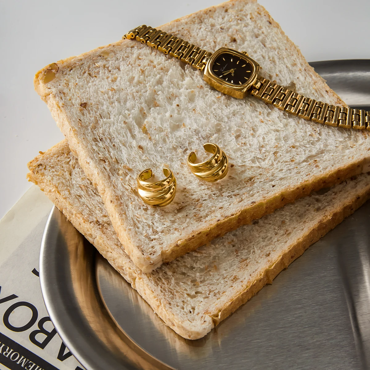 Elegant Stainless Steel Gold Ear Clip Set 6 Elegant Stainless Steel Gold Ear Clip Set - Image 6