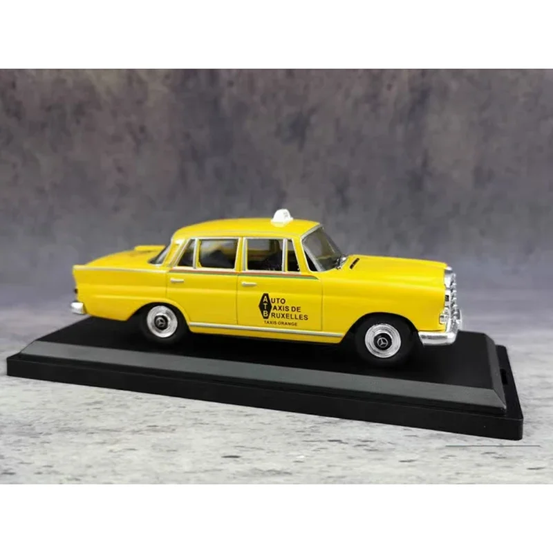 Vintage Yellow Diecast Taxi Model 1:43 Scale 3 Vintage Yellow Diecast Taxi Model 1:43 Scale - Image 3