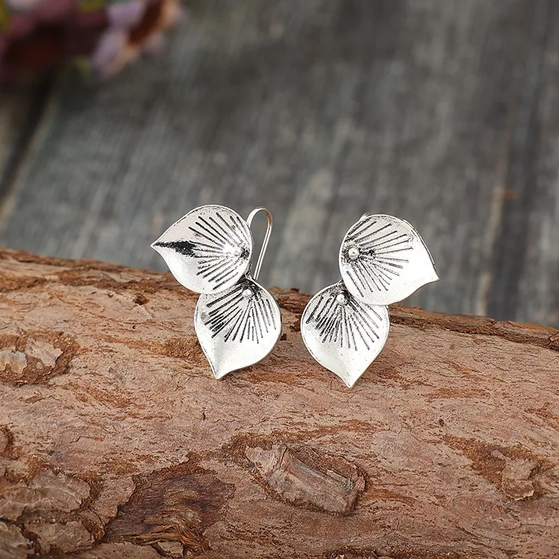 Vintage Floral Petal Dangle Earrings 3 Vintage Floral Petal Dangle Earrings - Image 3