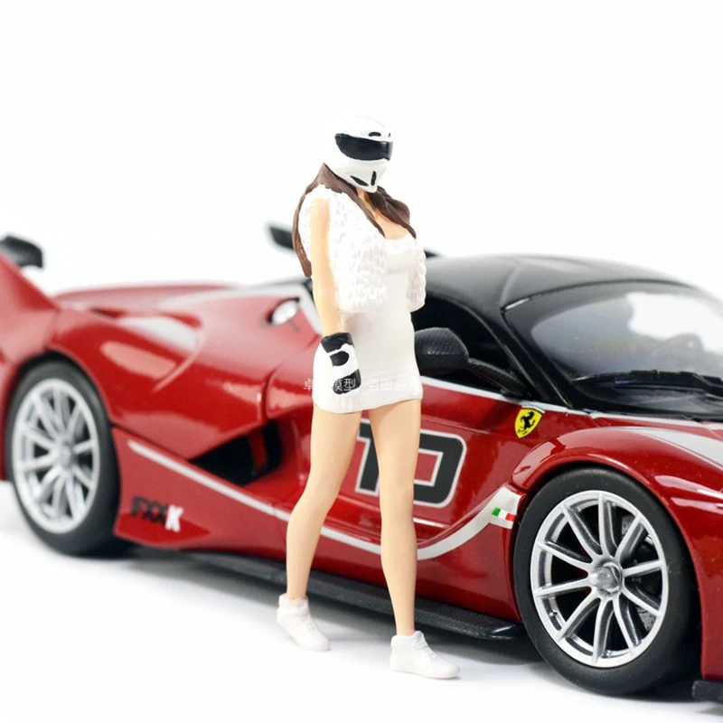 Resin Racer Couple Model for Collectors 5 Resin Racer Couple Model for Collectors - Image 5