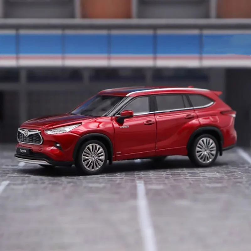 Light Blue 1:64 Highlander Diecast Model 6 Light Blue 1:64 Highlander Diecast Model - Image 6