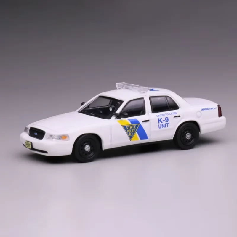 1/64 Scale Ford E350/CV Diecast Model 2 1/64 Scale Ford E350/CV Diecast Model - Image 2