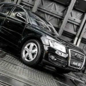 1:32 Scale Audi Q5 Diecast Model for Collectors 10 S58c6018180bf48d380c214f85d8bb6b50