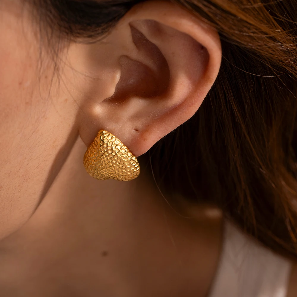 Vintage Stainless Steel Heart Earrings 3 Vintage Stainless Steel Heart Earrings - Image 3