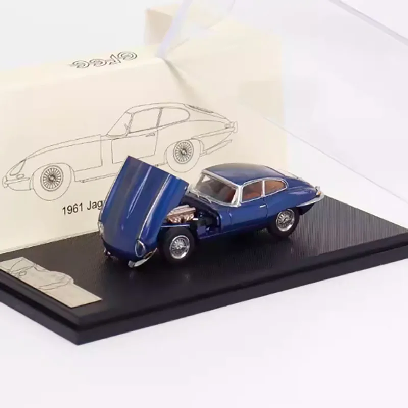 1961 Jaguar E-Type Diecast Model 1/64 Scale 9 1961 Jaguar E-Type Diecast Model 1/64 Scale - Image 9