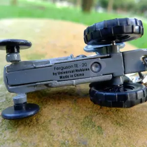 Diecast TEA 20 Tractor Collectible Model 10 S59390dc196b543d4860649ccbfeb095cN